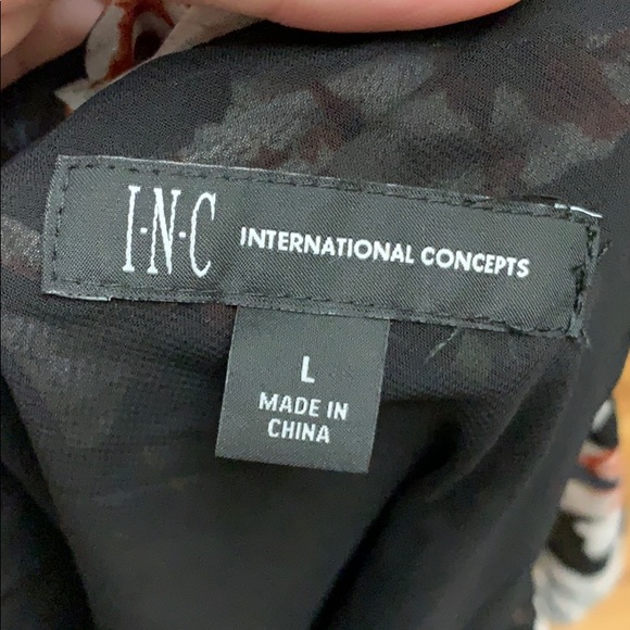 INC international concepts asymmetrical floral Top - Picture 3 of 7